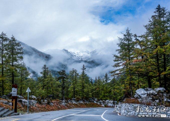 地板冒岩浆无敌版