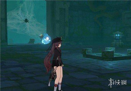 和李丽珍2次合作，1次虐恋1次情色，他婚后生子，交给母亲养育