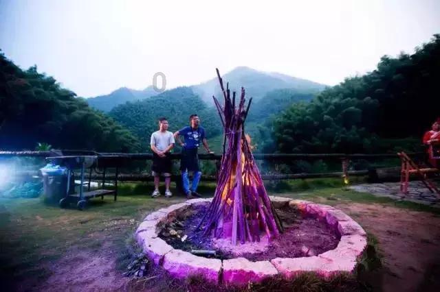 逃离弃城