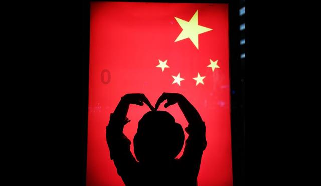 德耀汕头 沐光前行——新春特别报道 | “汕头好人”张美生：30多年不遗余力守护侨批文化