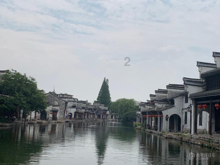 隐藏的金色星星